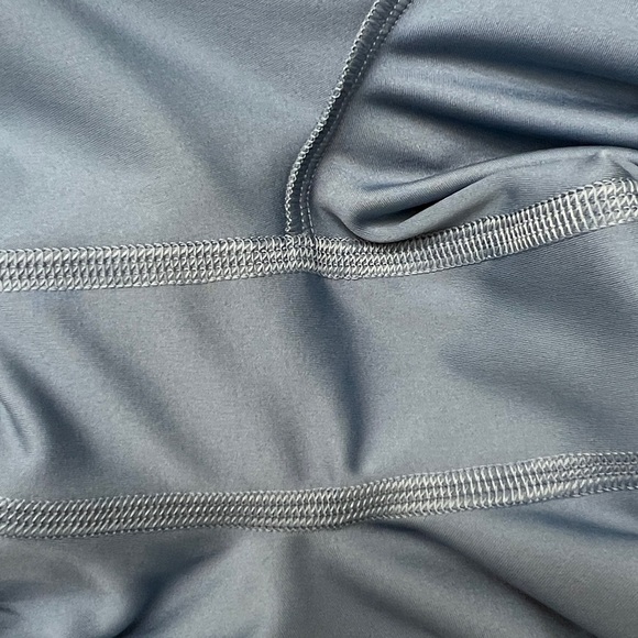 Gymshark Pocket Shorts- Blue Bike Shorts, Size XS, 2 side pockets, EUC - Picture 6 of 10